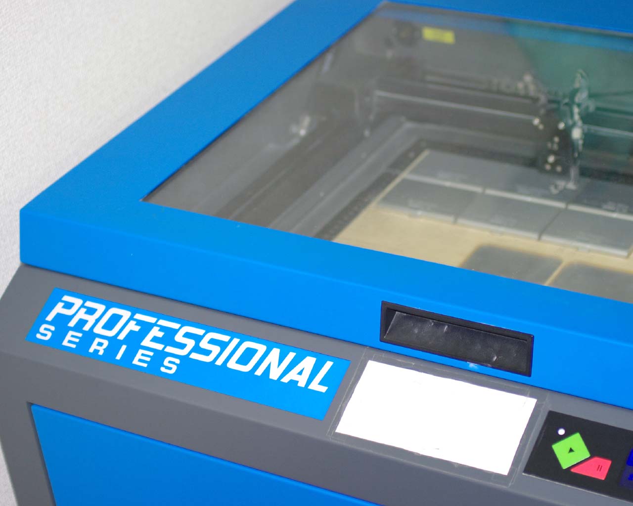 高性能レーザー加工機

下関市　田川市　田川郡　苅田町　芦屋町　遠賀群　直方市　宮若市　鞍手郡　飯塚市　福岡市　中間市　嘉麻市　築上郡　宗像市　古賀市　福津市　行橋市　